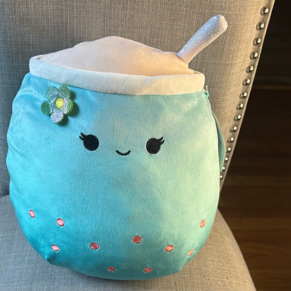 SUPER SWEET AND SQUISHY JAKARRIA BOBA TEA LOOKING FOR SOME SIPS!!!